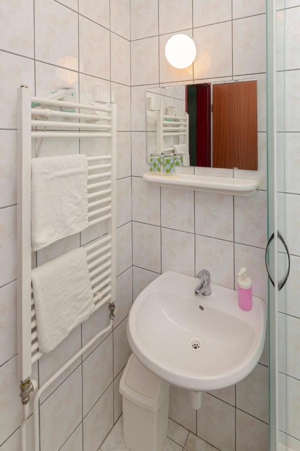 Penzion Ob Ribniku Podlehnik Exteriér fotografie